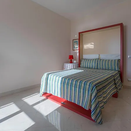 Sunshine Front Apartman